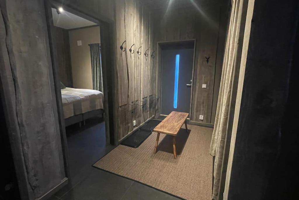 Modern Stuga Med Ski Lodge Kaensla Jarvso Bagian luar foto